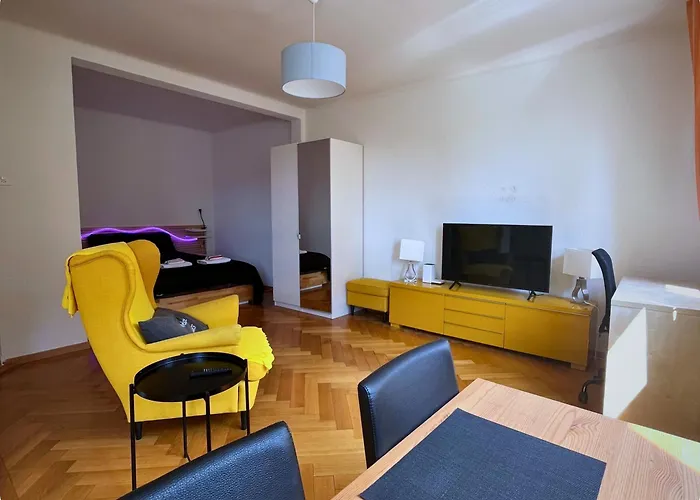 Hsh Connect Apartman *